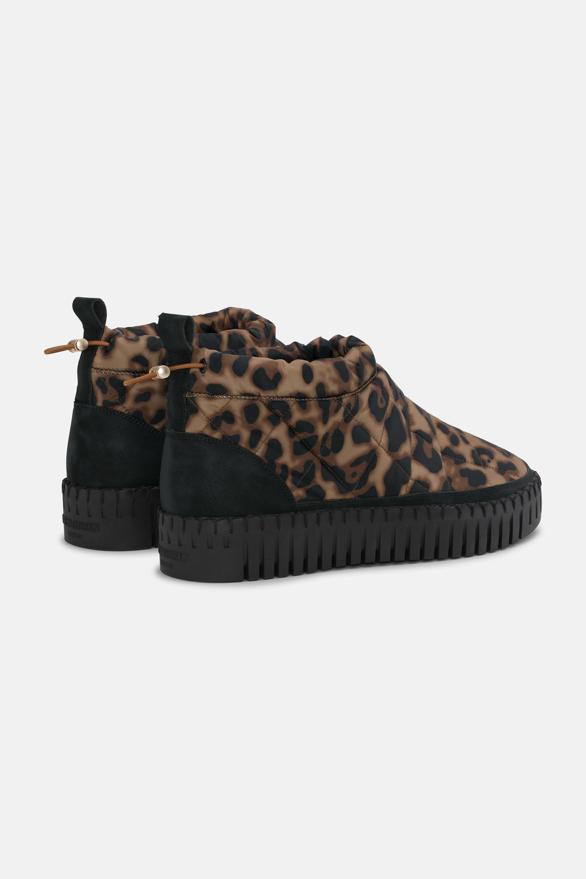 Tulip Low Padded Boot - Brown Panthera Print Black